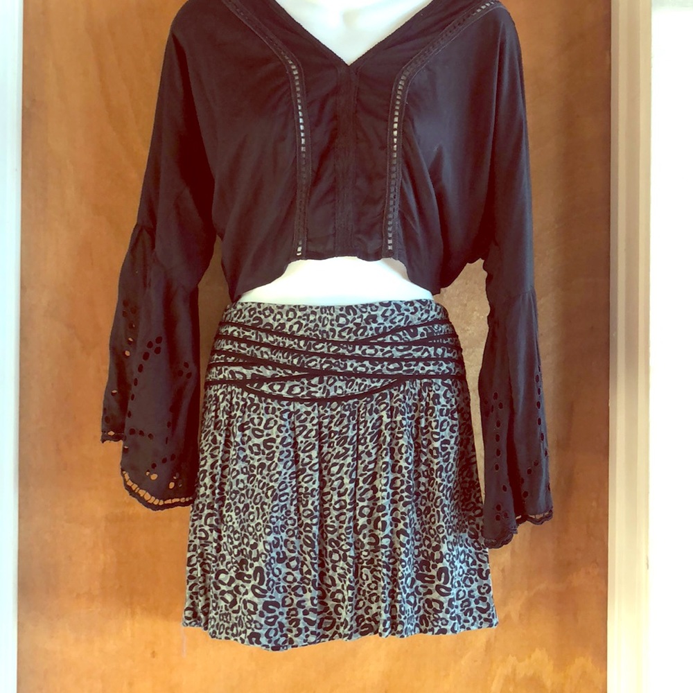 Lulu Yasmine animal Print Mini Skirt Size Medium